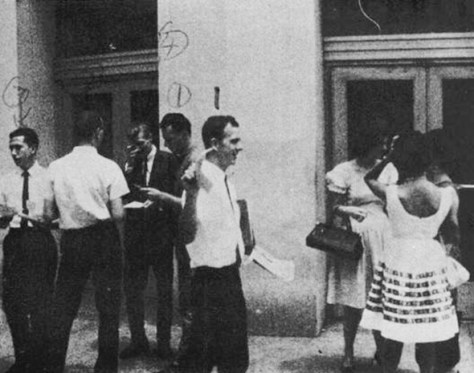 Lee Harvey Oswald and others handing out "Fair Play for Cuba" le
